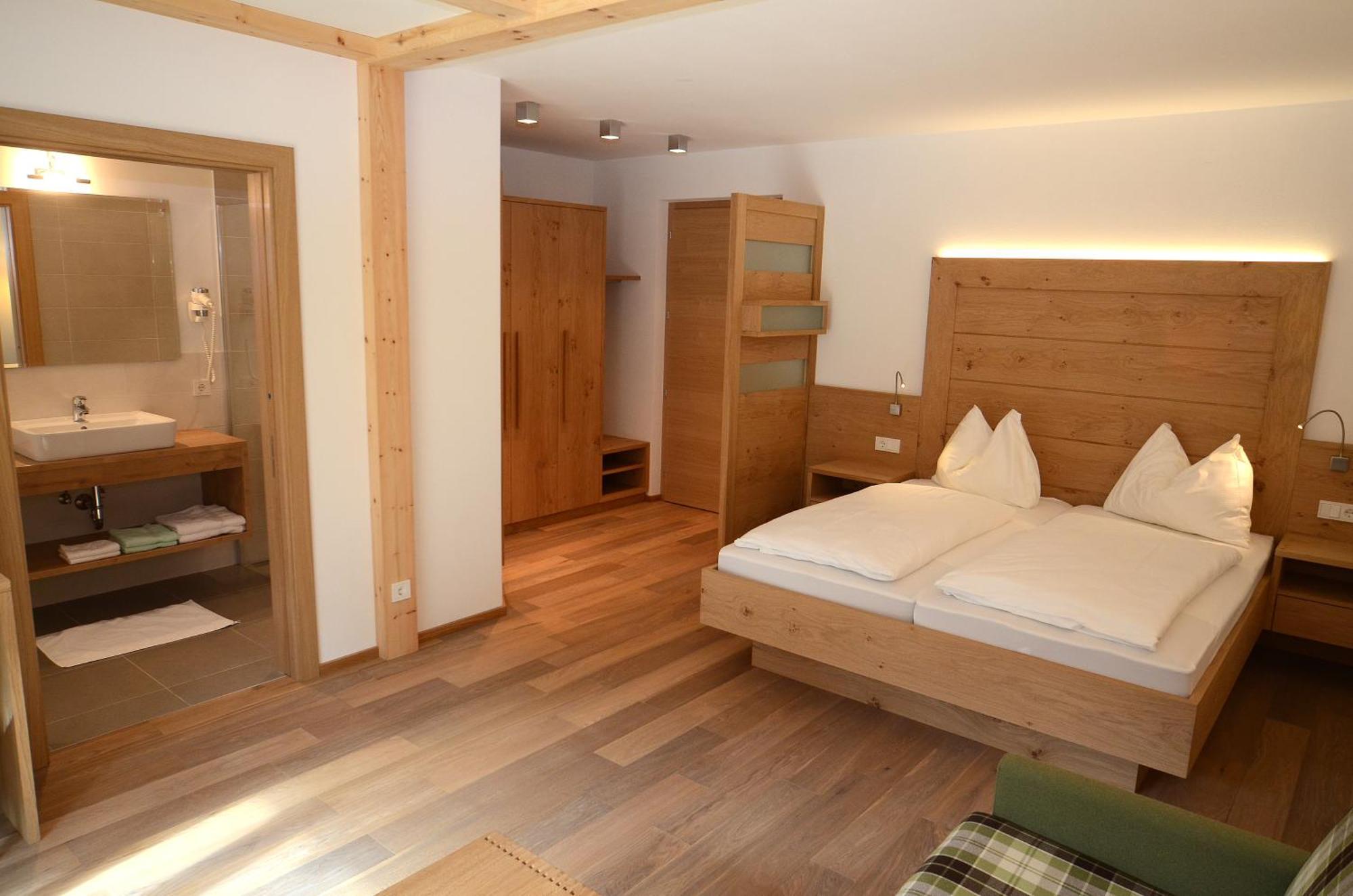 Gasthof Edelweiss ティーレス 部屋 写真